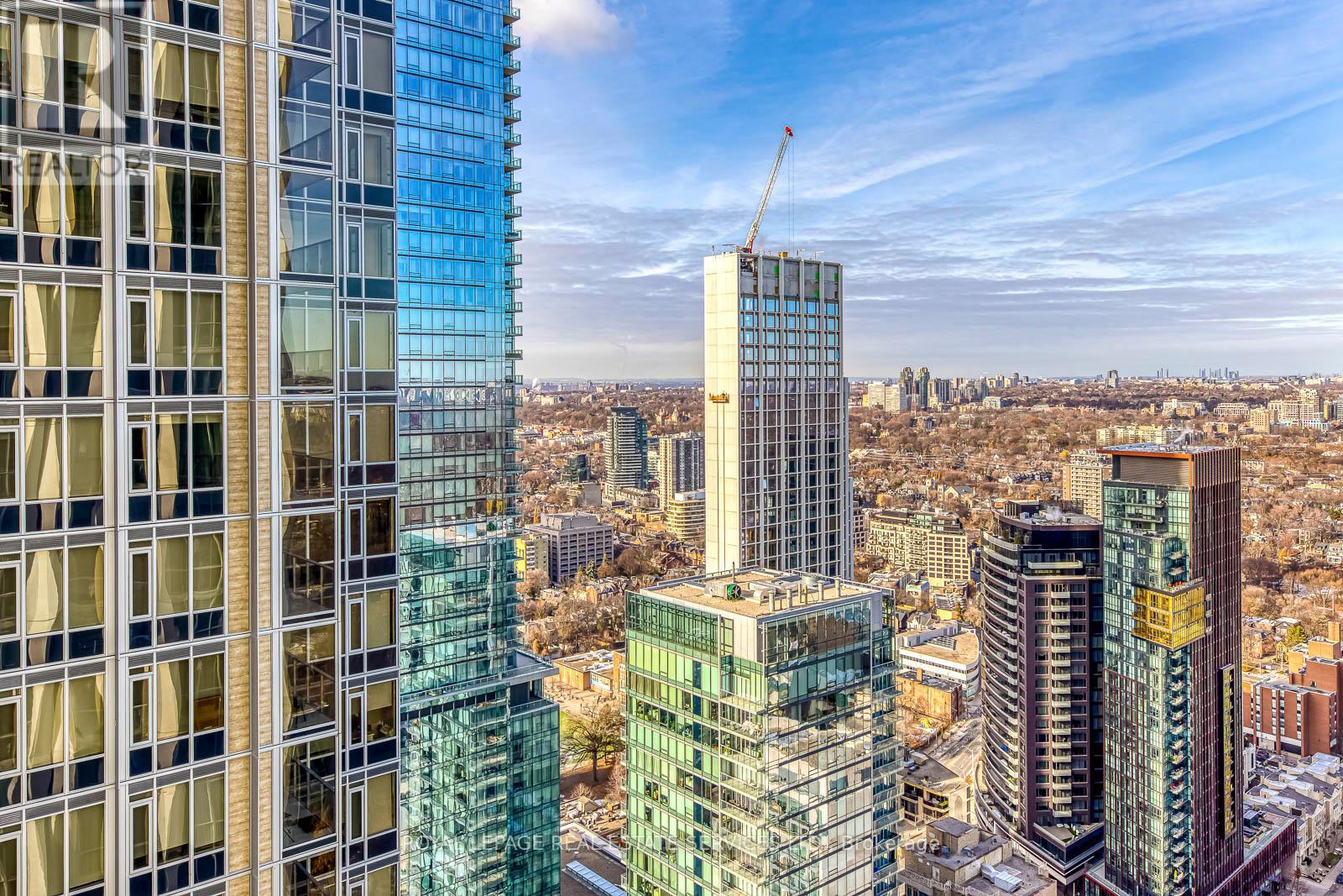 3903 - 1 Yorkville Avenue, Toronto, Ontario M4W 0B1 - Photo 18 - C12168245