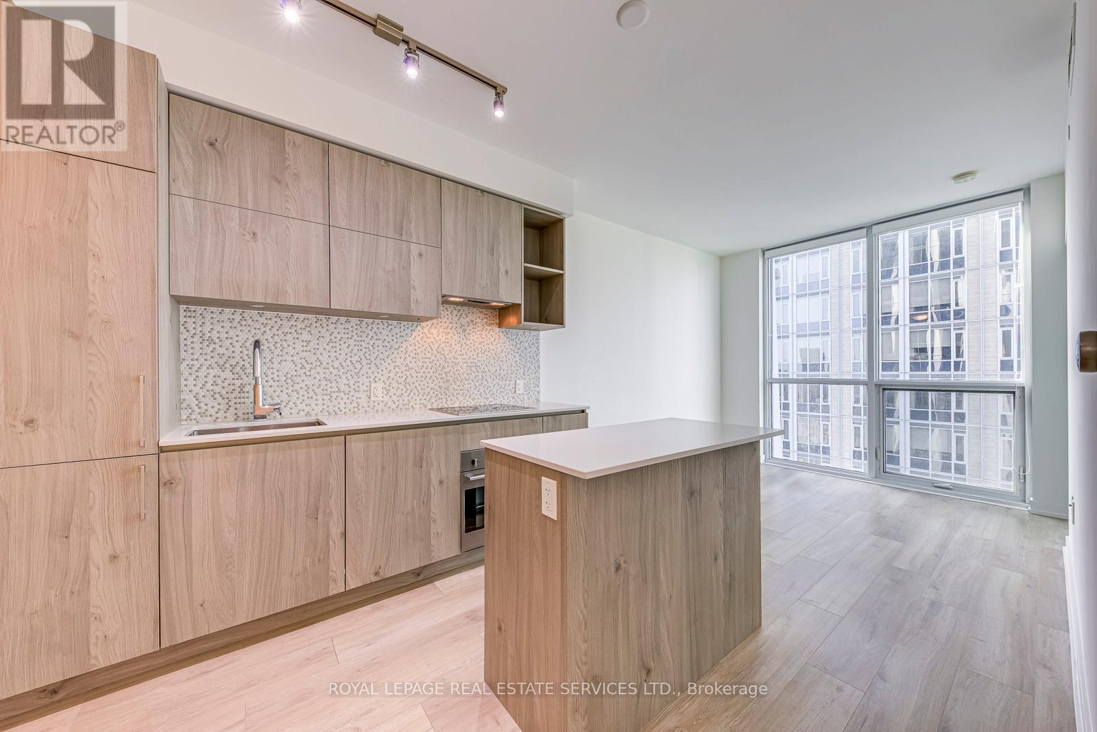 3903 - 1 Yorkville Avenue, Toronto, Ontario M4W 0B1 - Photo 11 - C12168245