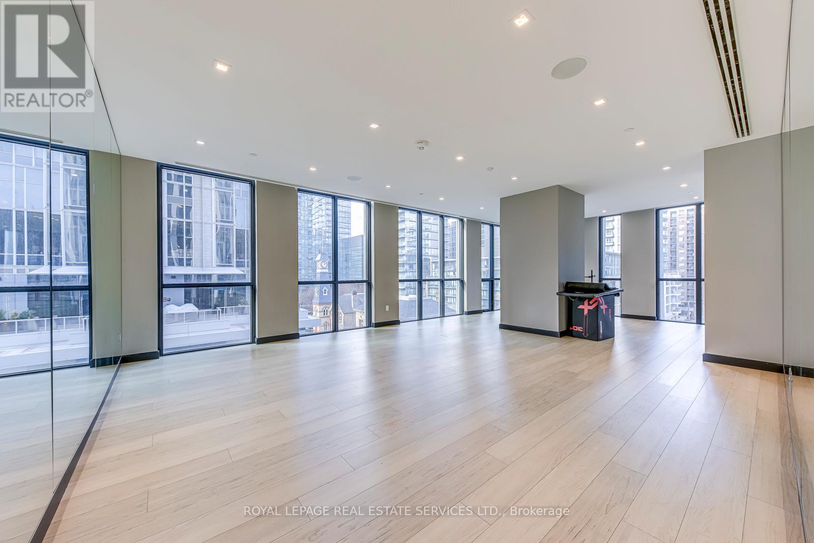 3903 - 1 Yorkville Avenue, Toronto, Ontario M4W 0B1 - Photo 36 - C12168245