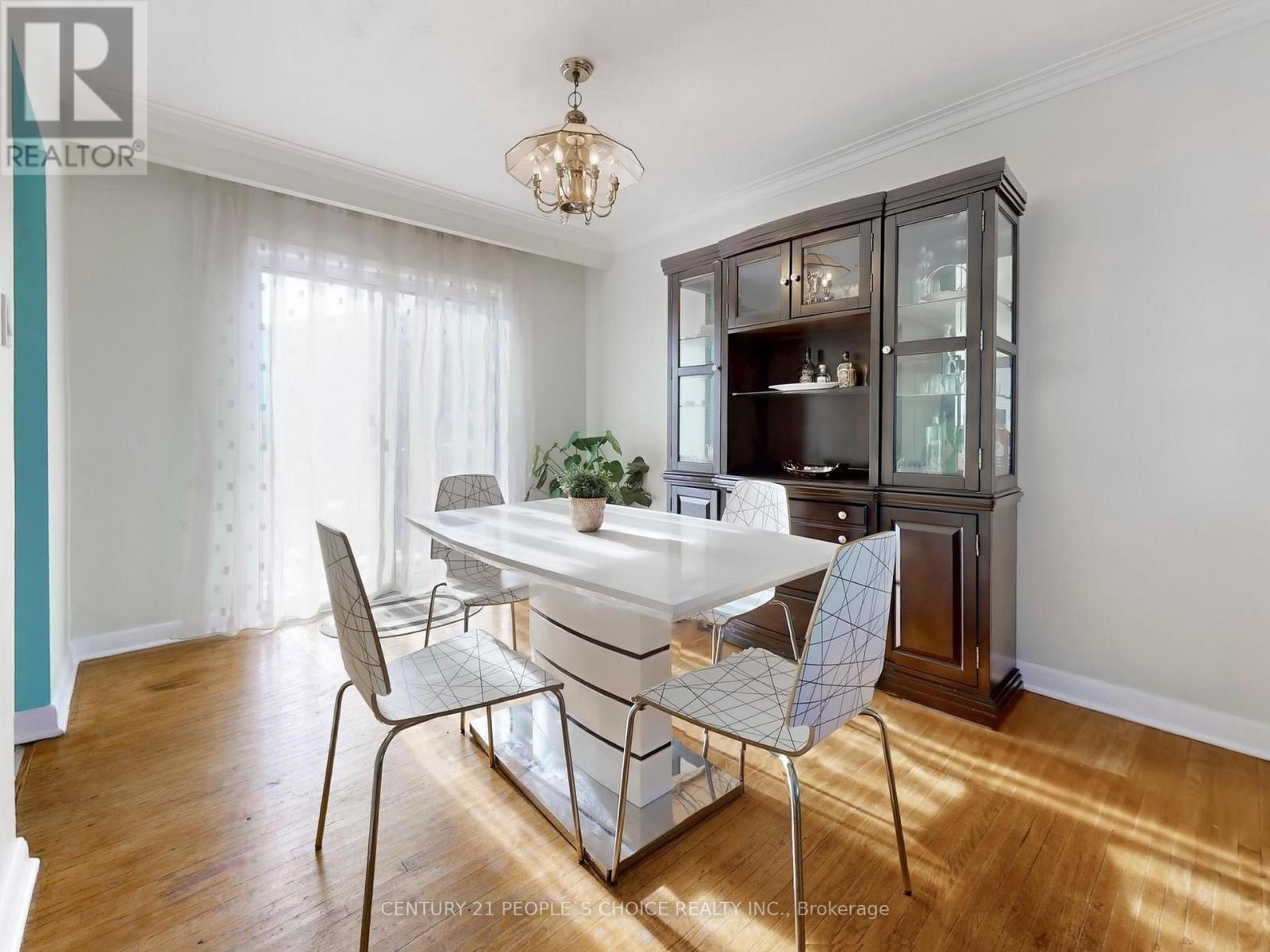 35 Westhumber Boulevard, Toronto (West Humber-Clairville), Ontario  M9W 3M5 - Photo 11 - W12591298