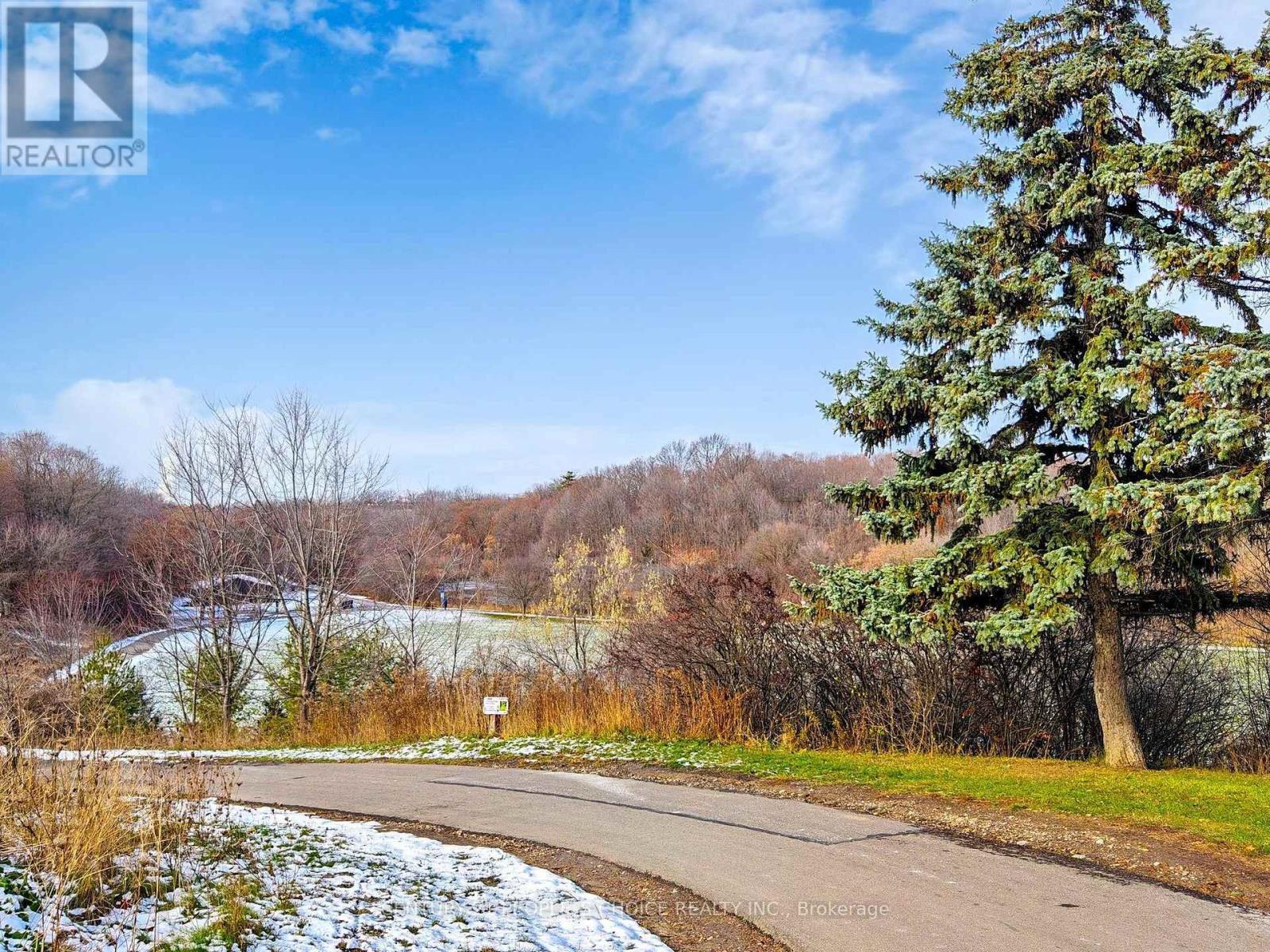 35 Westhumber Boulevard, Toronto (West Humber-Clairville), Ontario  M9W 3M5 - Photo 48 - W12591298