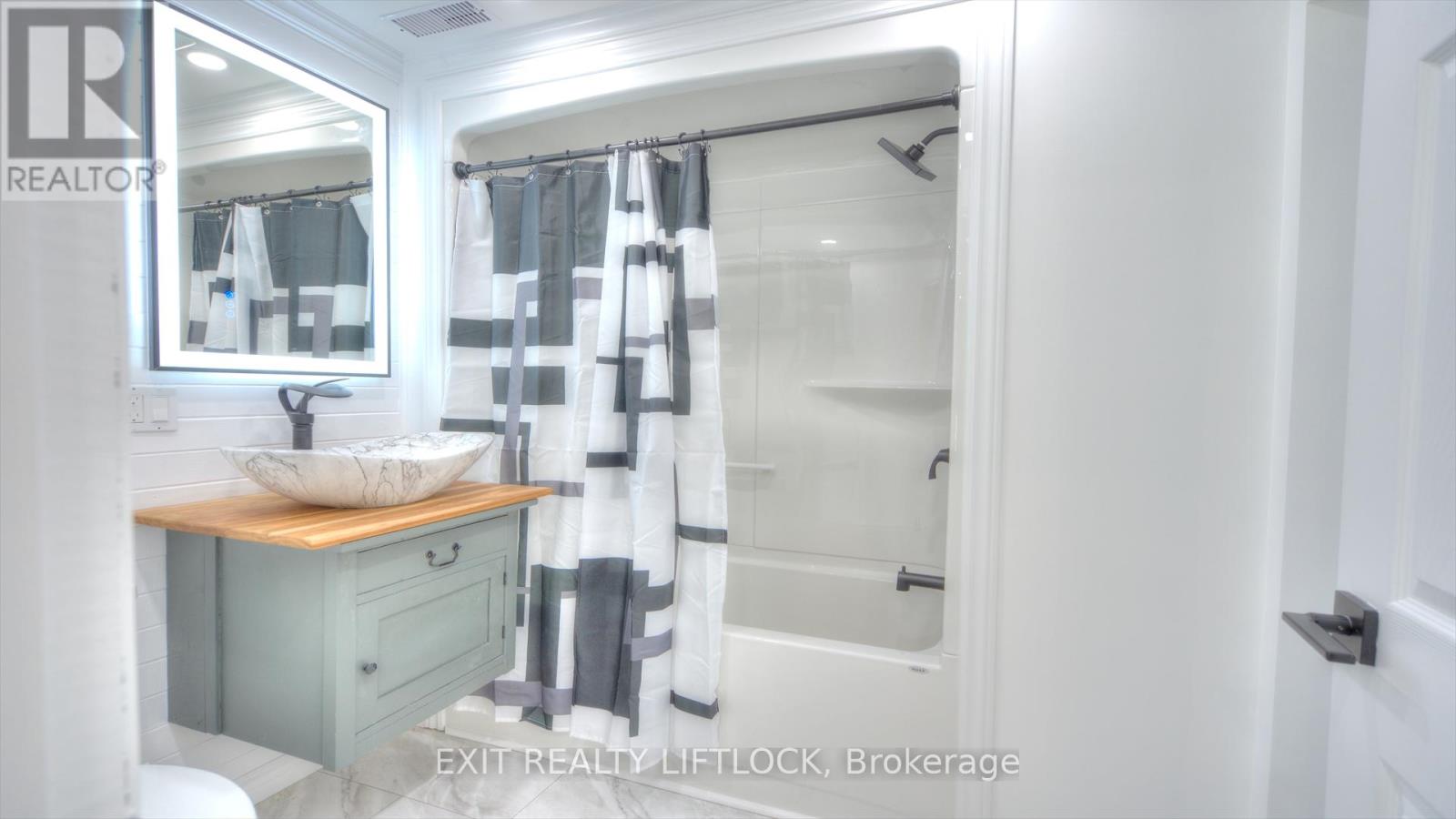 868 Addington Road, Brudenell, Ontario  K0J 2G0 - Photo 15 - X12313505