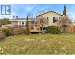 16 CENTRE COURT, Quinte West, Ontario