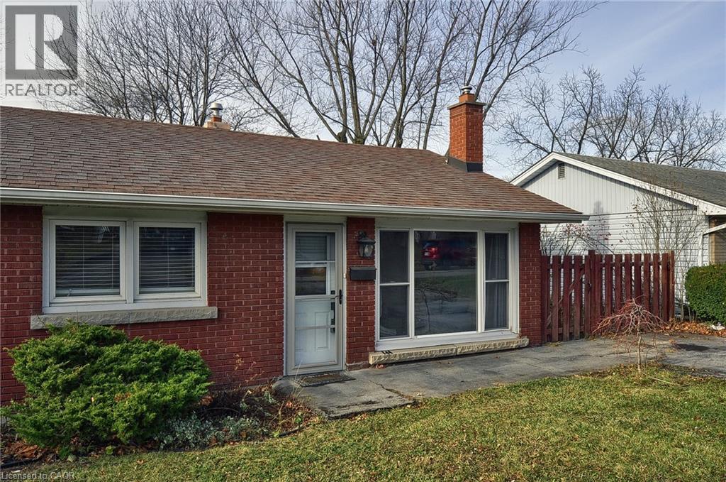 144 Jacobson Avenue, St. Catharines, Ontario  L2T 3A5 - Photo 4 - 40791206