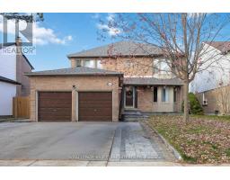 LOWER - 86 TAMARAC TRAIL, Aurora, Ontario