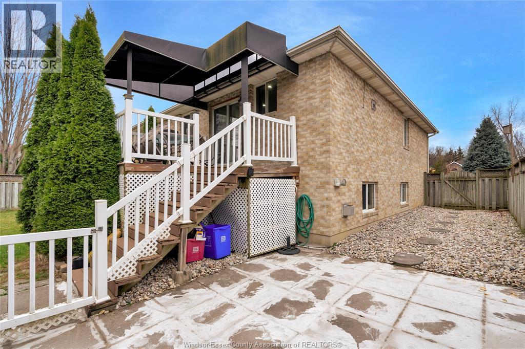 569 Sacred Heart, Lasalle, Ontario N9J 3L9 - Photo 28 - 25030943