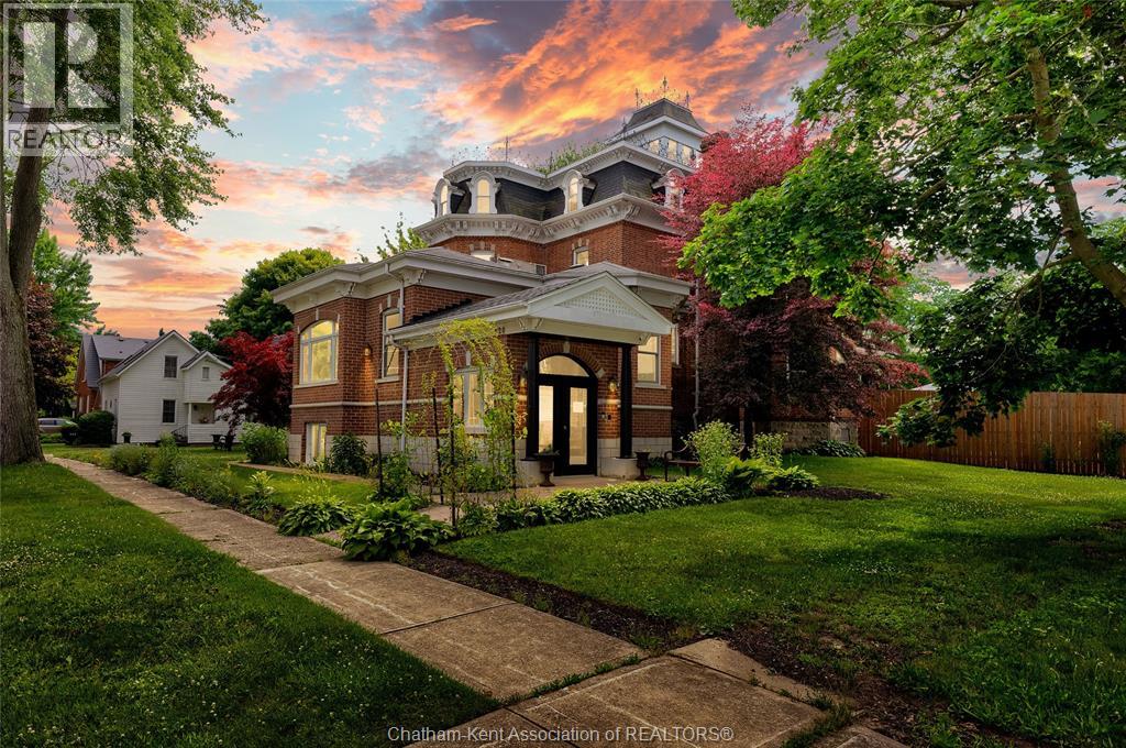 MLS# 25030831: 620 Cross STREET, Dresden, Canada