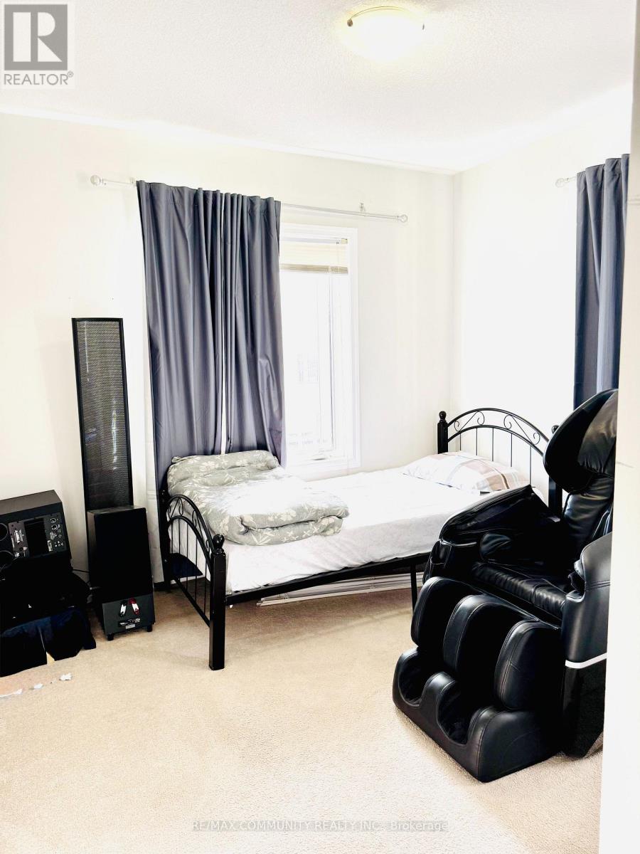 2 Melbrit Lane, Caledon, Ontario  L7C 4C9 - Photo 17 - W12593186