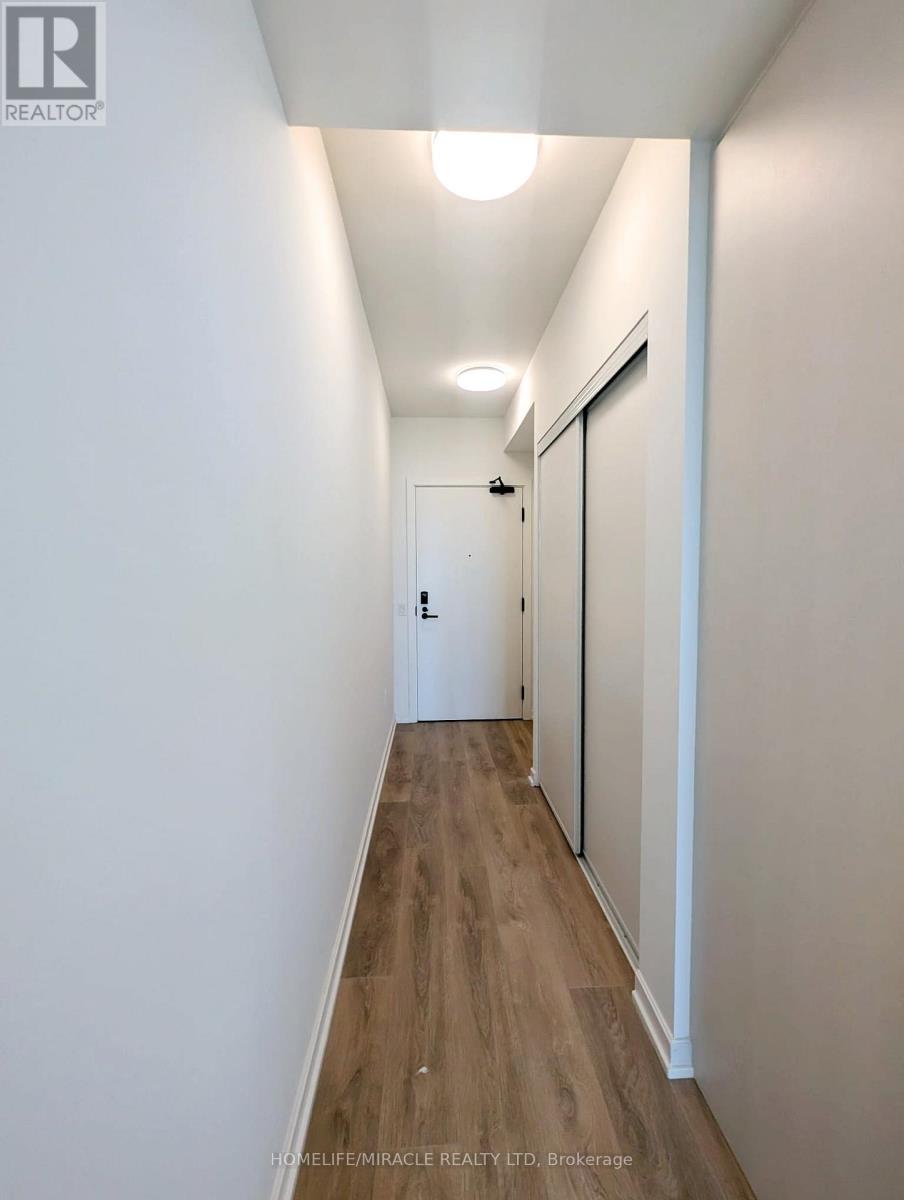 1801 - 1285 Dupont Street, Toronto, Ontario  M6H 0E3 - Photo 2 - W12593202