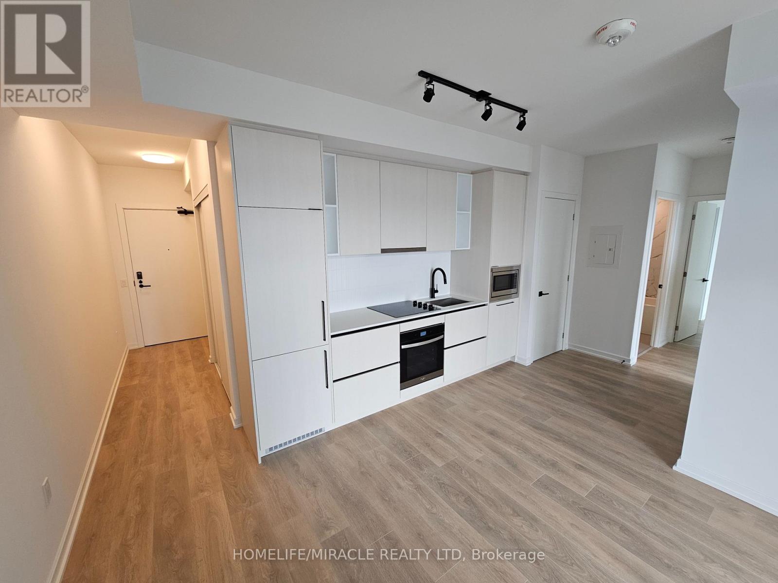 1801 - 1285 Dupont Street, Toronto, Ontario  M6H 0E3 - Photo 3 - W12593202
