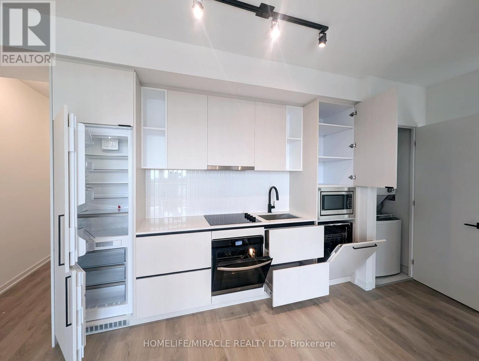 1801 - 1285 Dupont Street, Toronto, Ontario  M6H 0E3 - Photo 4 - W12593202
