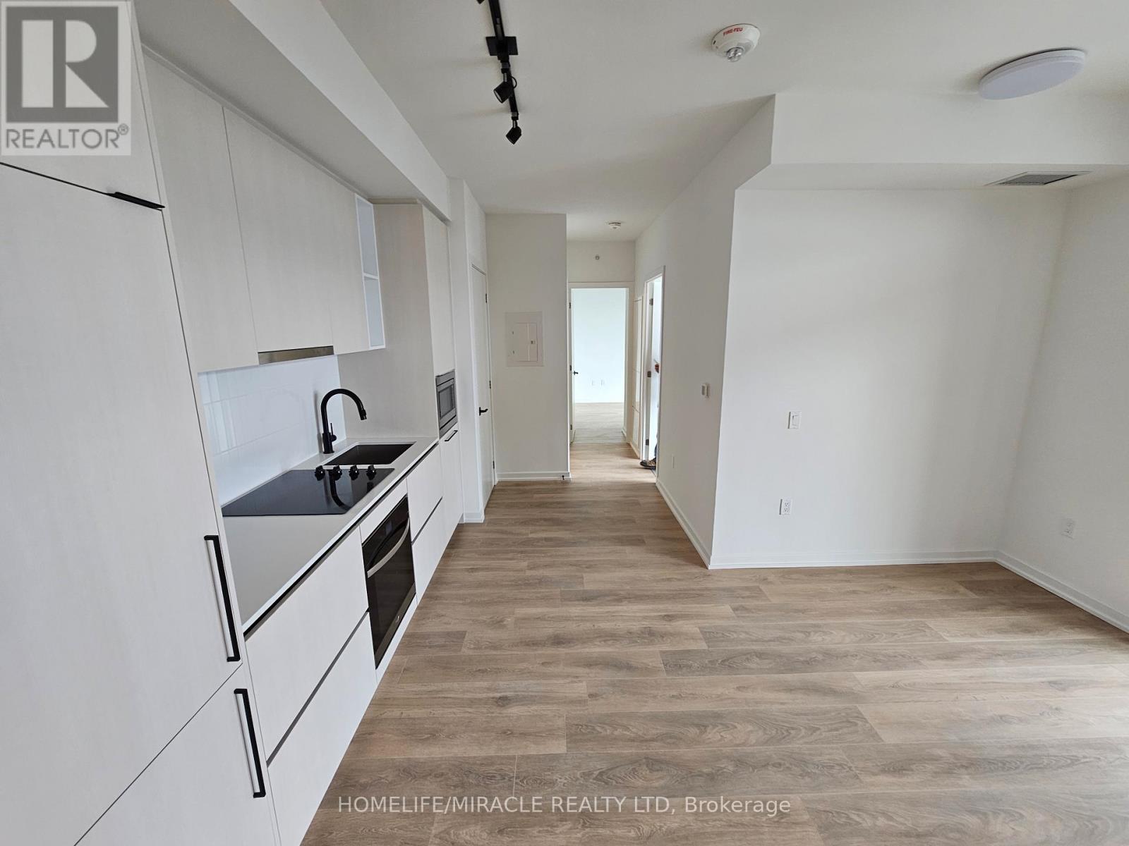 1801 - 1285 Dupont Street, Toronto, Ontario  M6H 0E3 - Photo 5 - W12593202