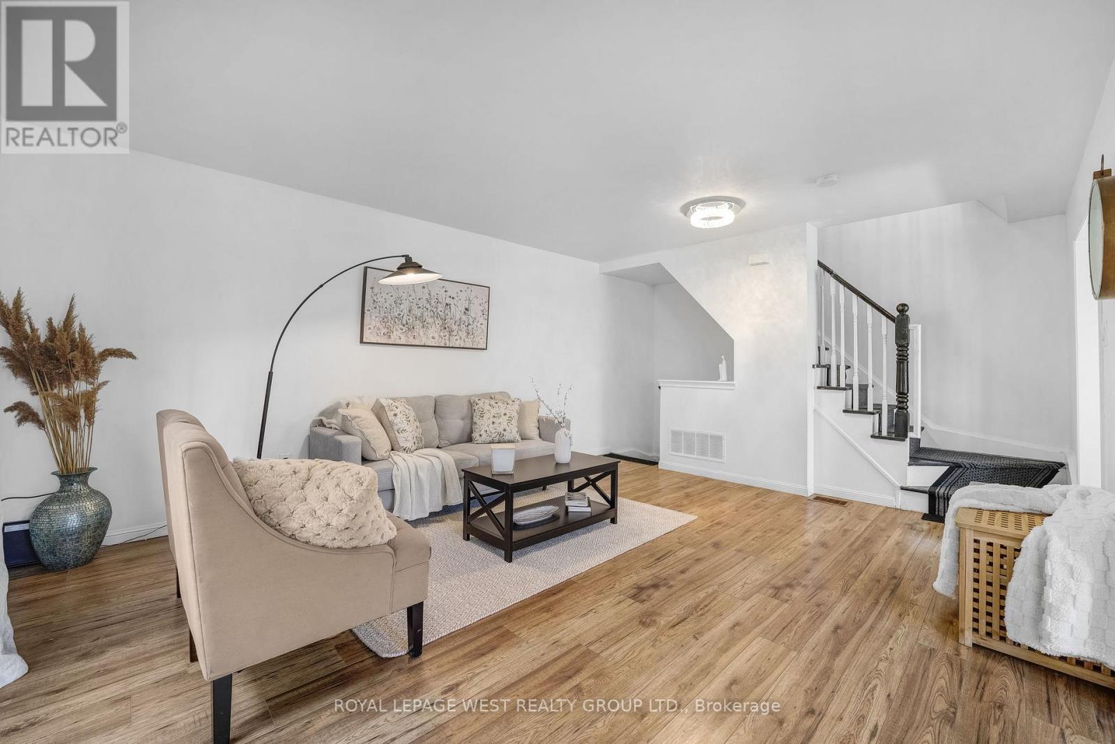 551 Pharo, Milton, Ontario L9T 8H6 - Photo 10 - W12593204