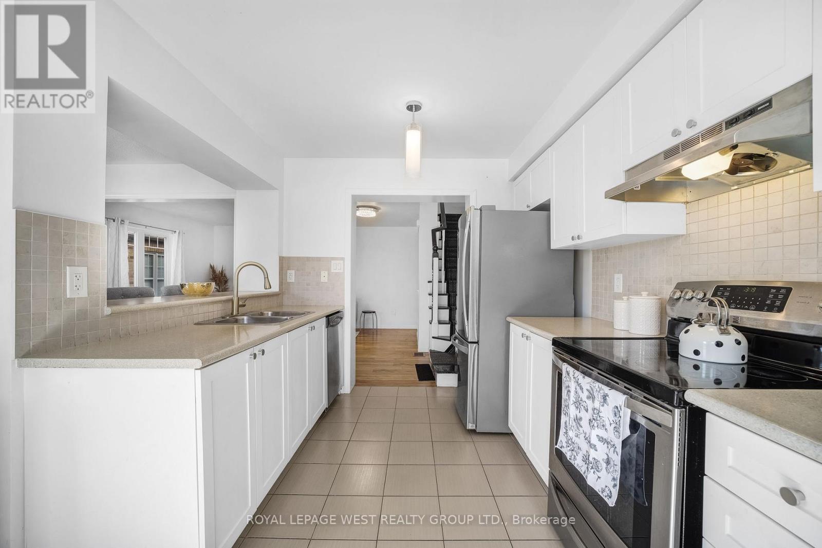 551 Pharo, Milton, Ontario L9T 8H6 - Photo 18 - W12593204