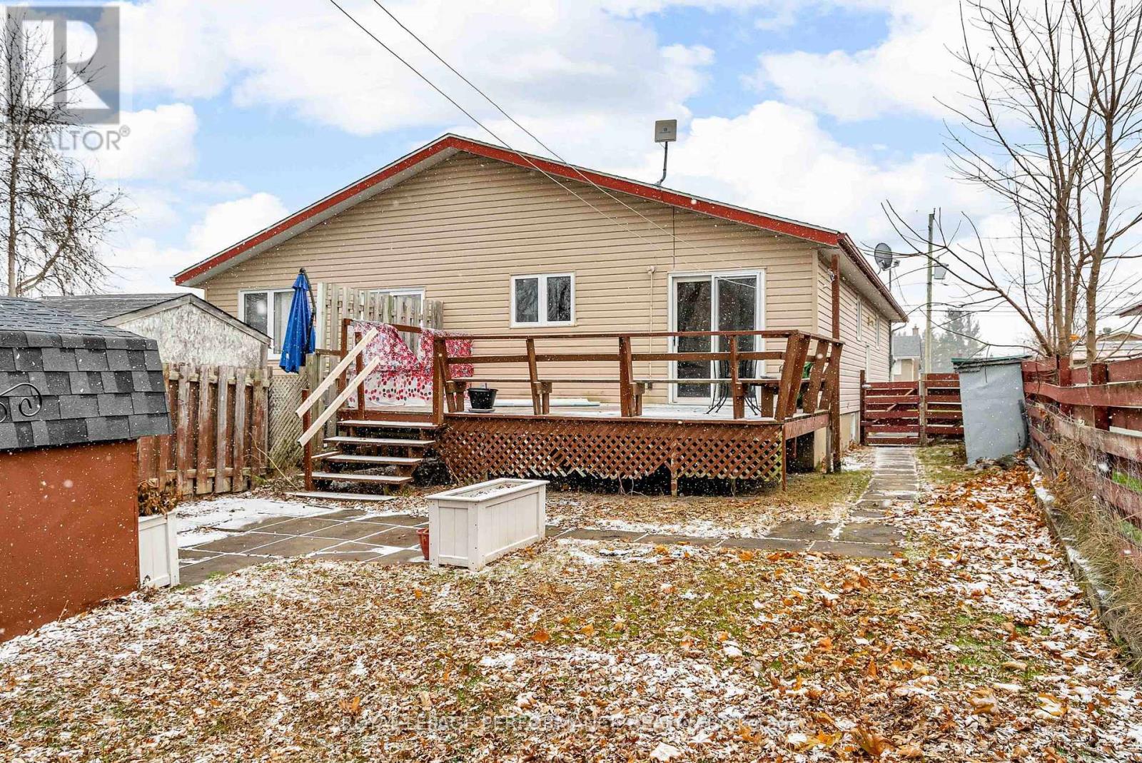 105 Balmoral Avenue, Cornwall, Ontario  K6H 6A4 - Photo 25 - X12593300