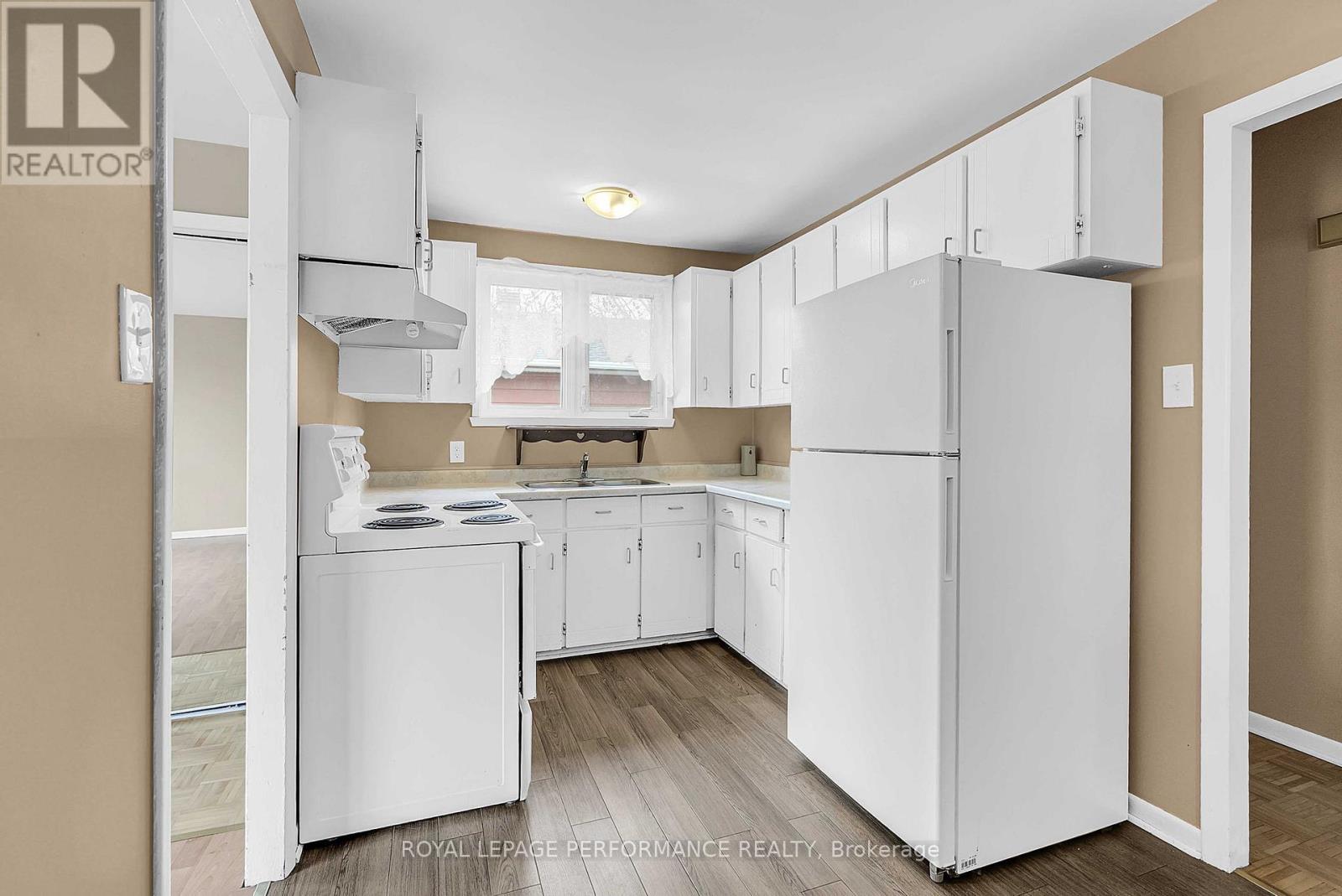 105 Balmoral Avenue, Cornwall, Ontario  K6H 6A4 - Photo 7 - X12593300