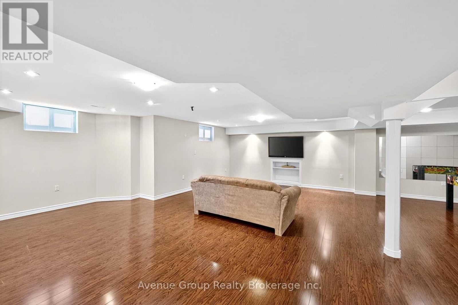 16 Caprara Crescent, Markham, Ontario L6B 0B7 - Photo 35 - N12516592