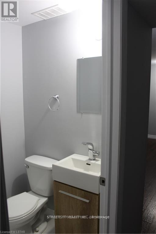 1486 Mickleborough Drive, London North, Ontario  N6G 5R6 - Photo 34 - X12593312