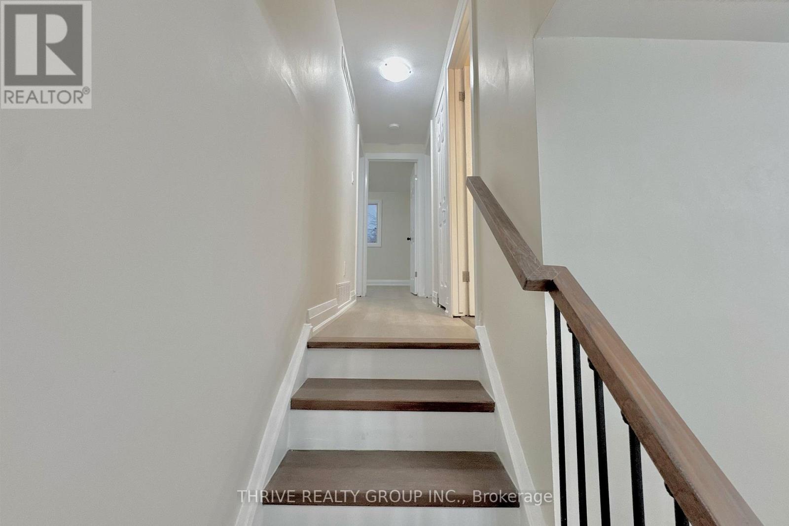 645 Chiddington Avenue, London South, Ontario  N6C 2W6 - Photo 12 - X12593444