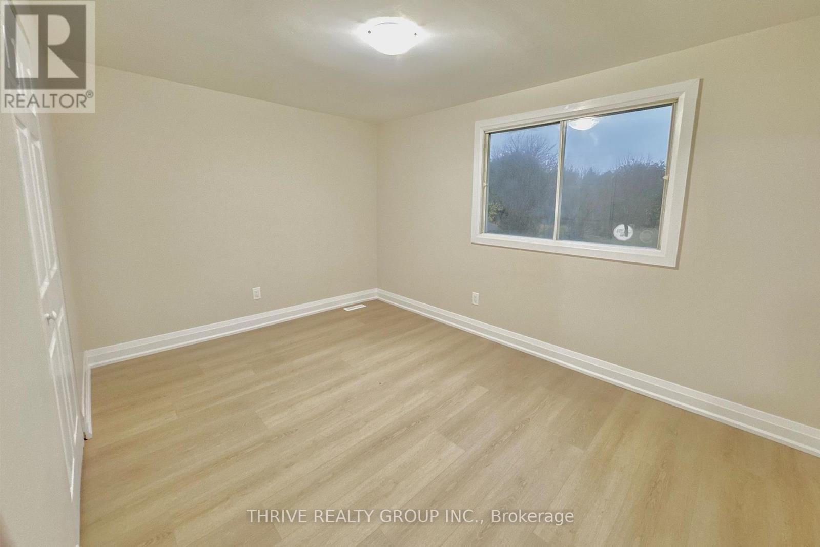 645 Chiddington Avenue, London South, Ontario  N6C 2W6 - Photo 18 - X12593444