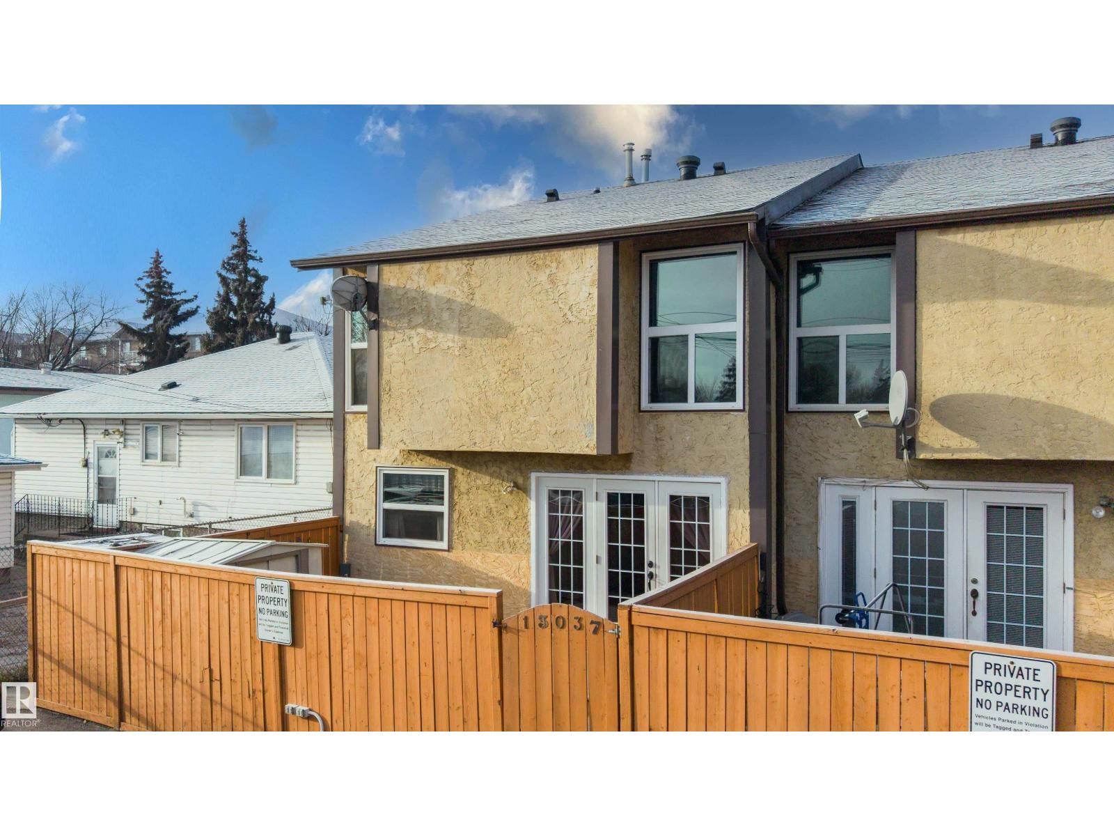 13037 127 St Nw, Edmonton, Alberta T5L 1B3 - Photo 1 - E4467215