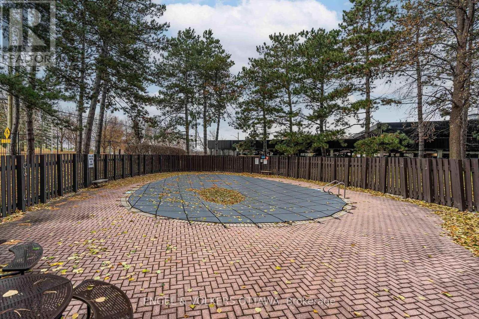 1215 - 2951 Riverside Drive, Ottawa, Ontario  K1V 8W6 - Photo 39 - X12593330