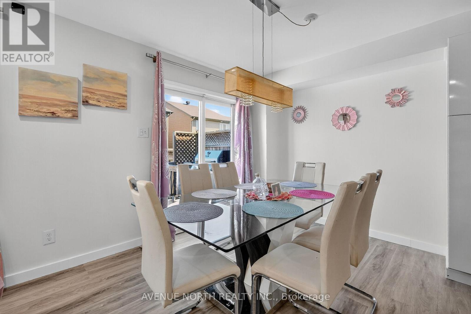 208 Kingswell Street, Ottawa, Ontario  K1T 0L1 - Photo 18 - X12593348