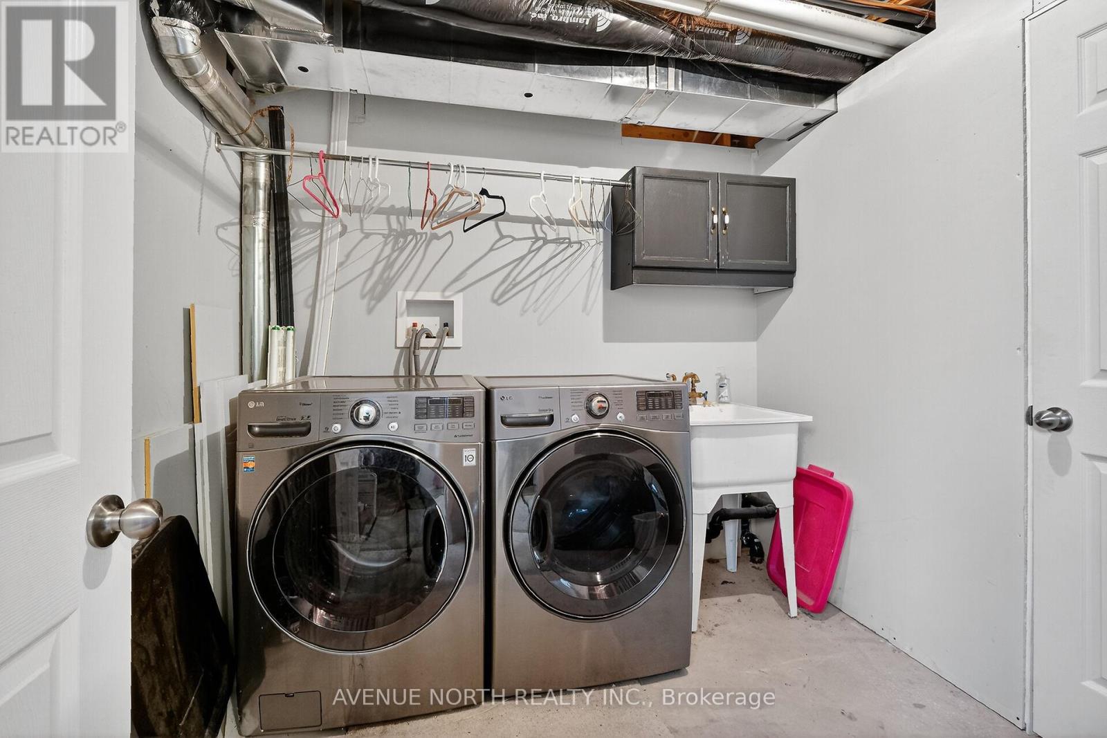 208 Kingswell Street, Ottawa, Ontario  K1T 0L1 - Photo 44 - X12593348