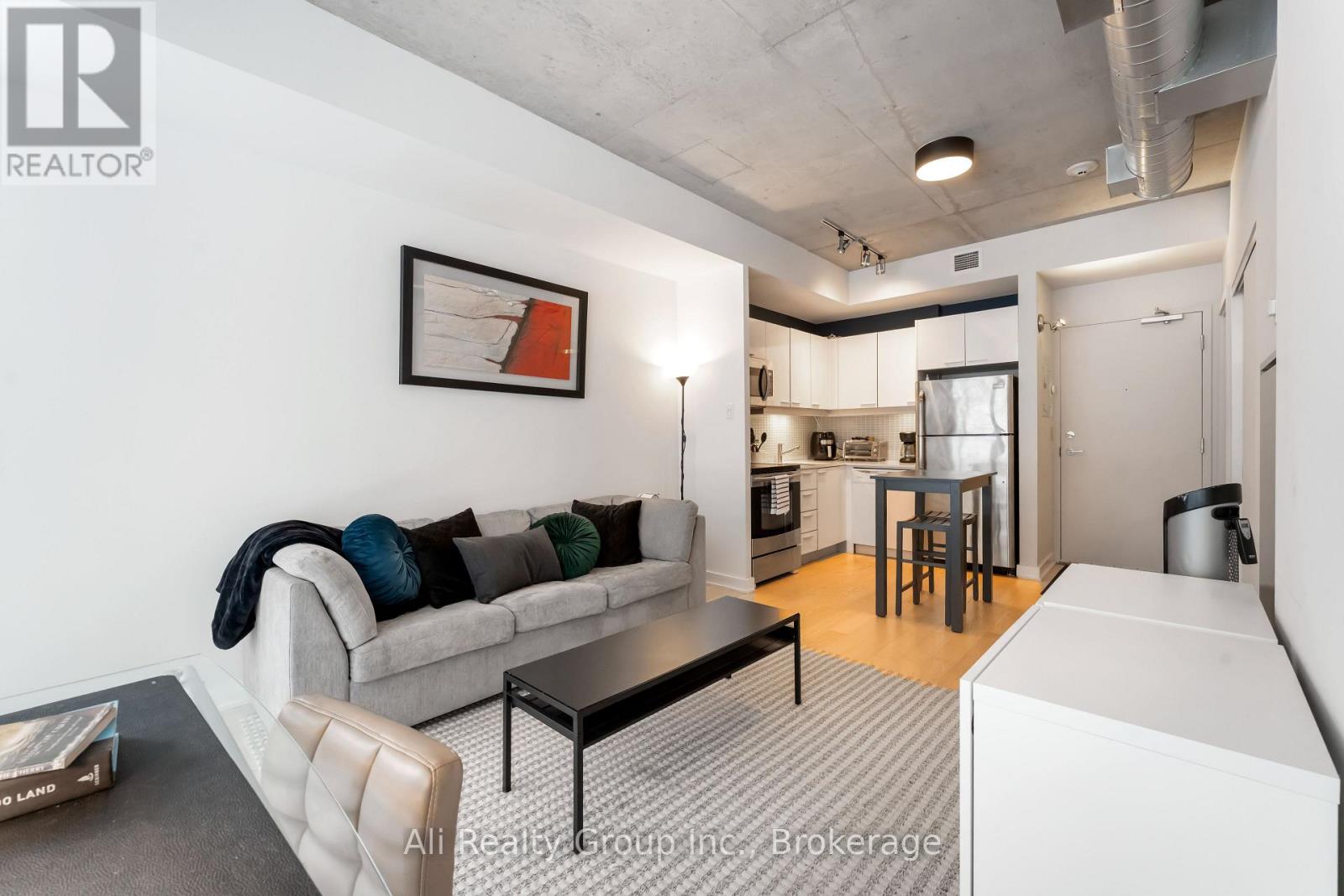 209 - 354 Gladstone Avenue, Ottawa, Ontario K2P 0R4 - Photo 16 - X12593436