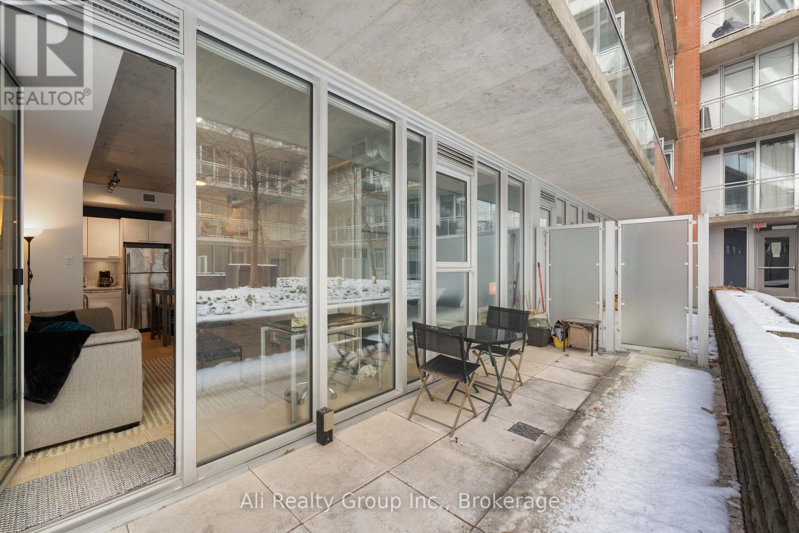 209 - 354 Gladstone Avenue, Ottawa, Ontario K2P 0R4 - Photo 24 - X12593436