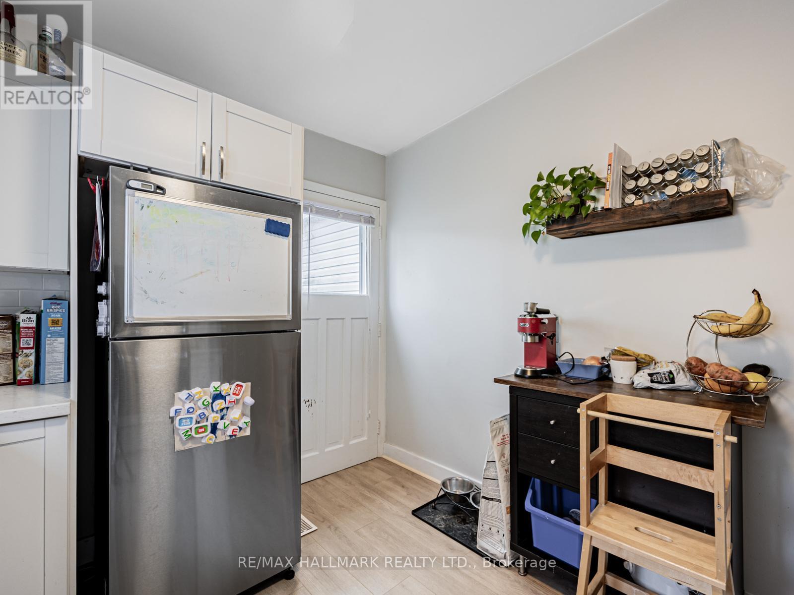 263 Springdale Boulevard, Toronto, Ontario M4C 1Z8 - Photo 7 - E12551250