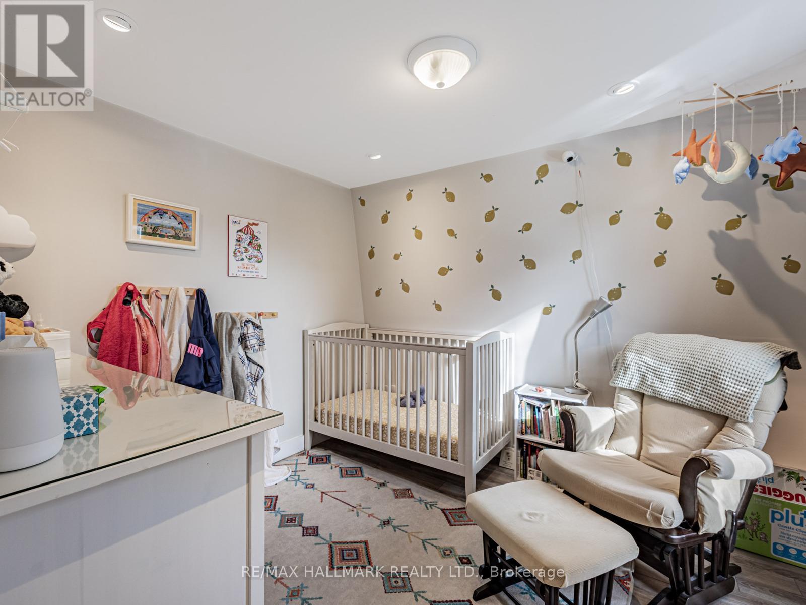 263 Springdale Boulevard, Toronto, Ontario M4C 1Z8 - Photo 14 - E12551250