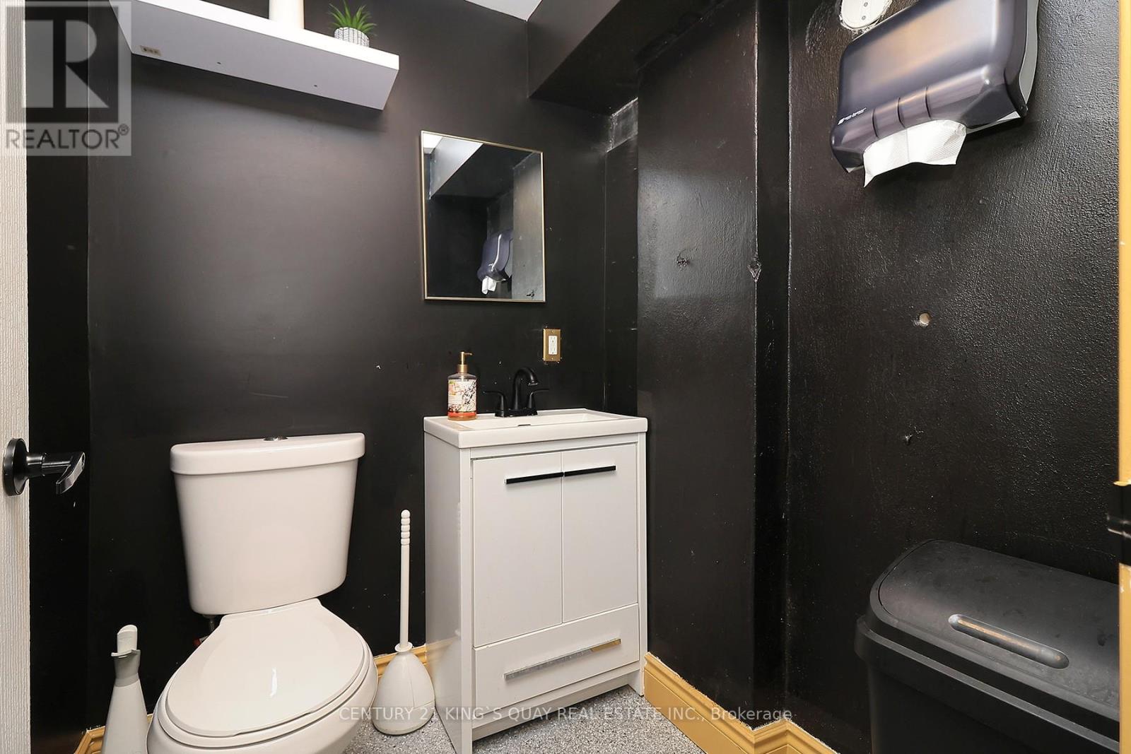 Ll - 837 Wilson Avenue, Toronto, Ontario  M3K 1E4 - Photo 25 - W12591056