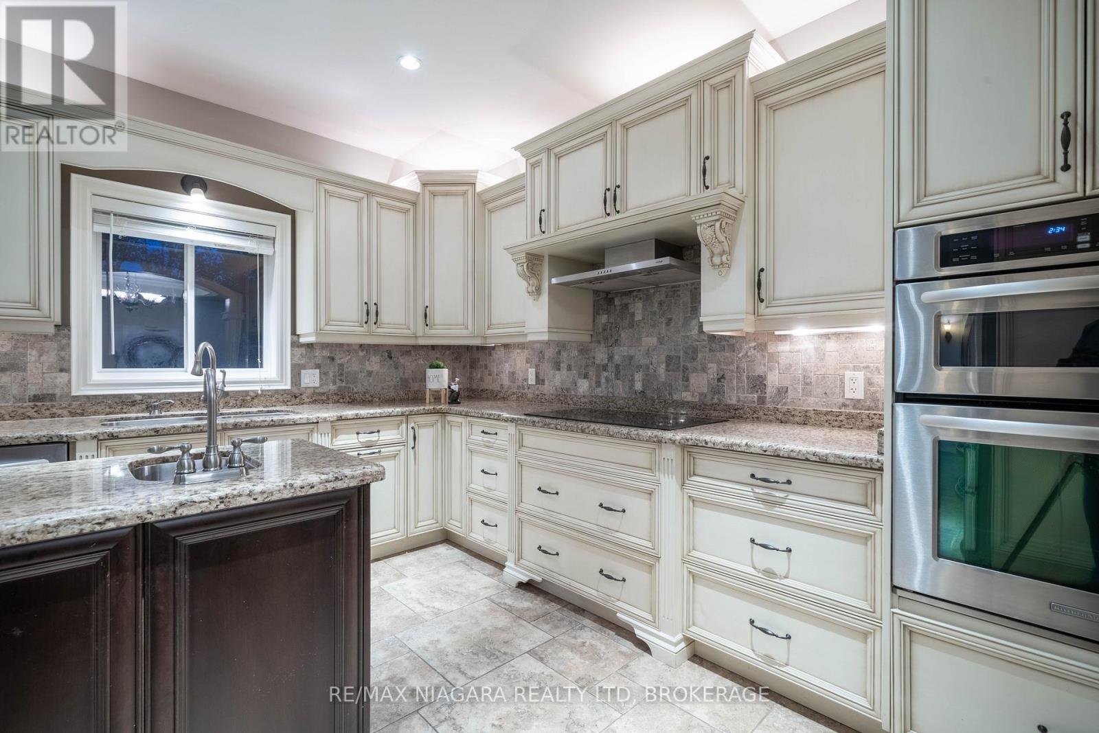 9128 Tapestry Court, Niagara Falls, Ontario  L2H 0E2 - Photo 14 - X12593508