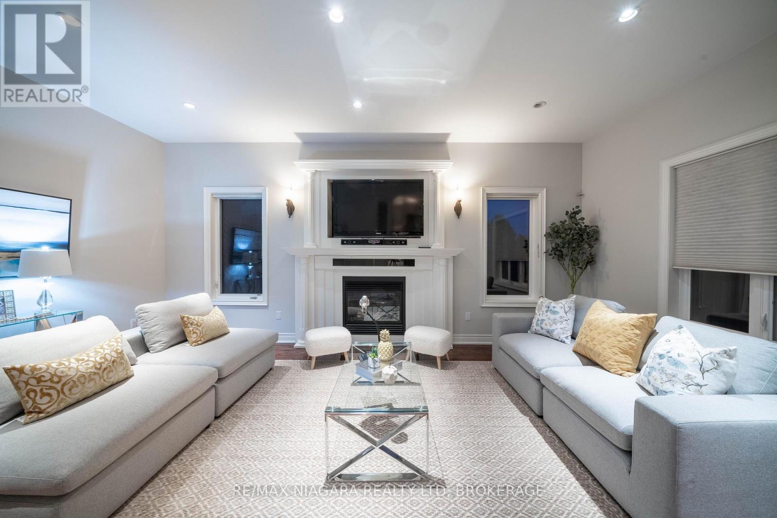 9128 Tapestry Court, Niagara Falls, Ontario  L2H 0E2 - Photo 18 - X12593508