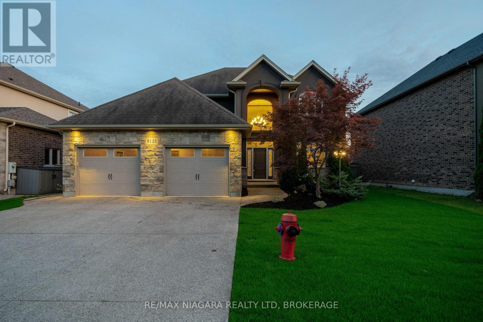 9128 Tapestry Court, Niagara Falls, Ontario  L2H 0E2 - Photo 2 - X12593508