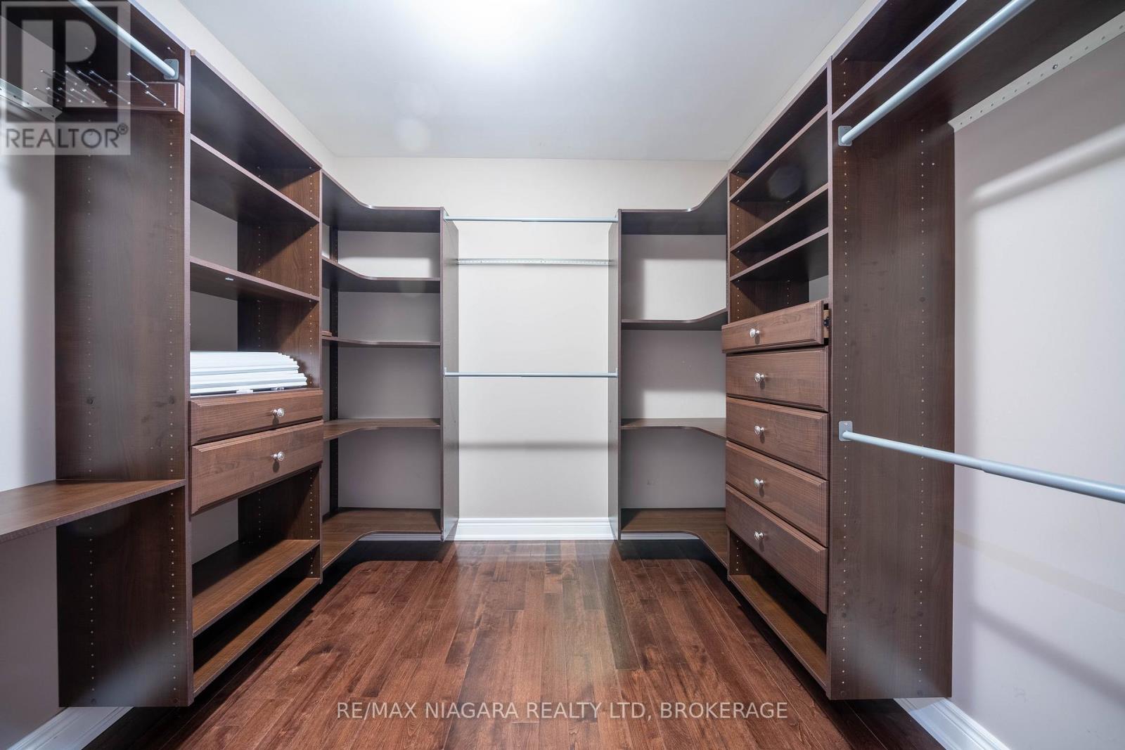 9128 Tapestry Court, Niagara Falls, Ontario  L2H 0E2 - Photo 25 - X12593508