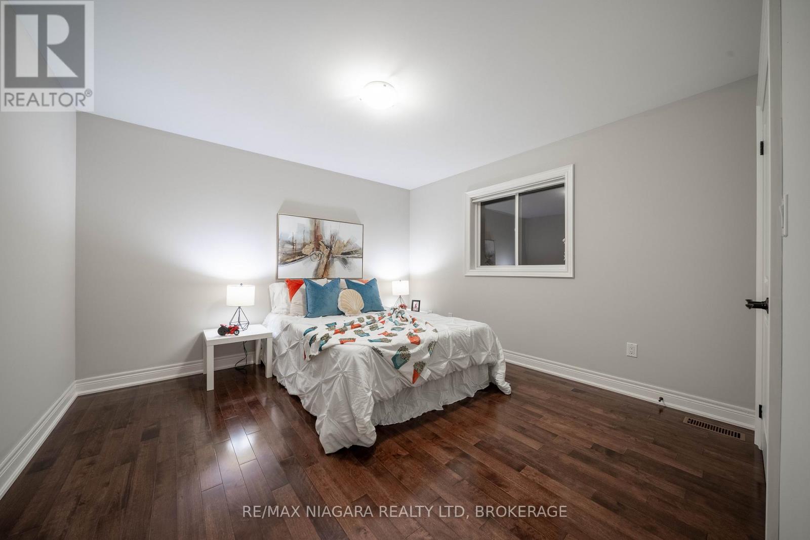 9128 Tapestry Court, Niagara Falls, Ontario  L2H 0E2 - Photo 28 - X12593508