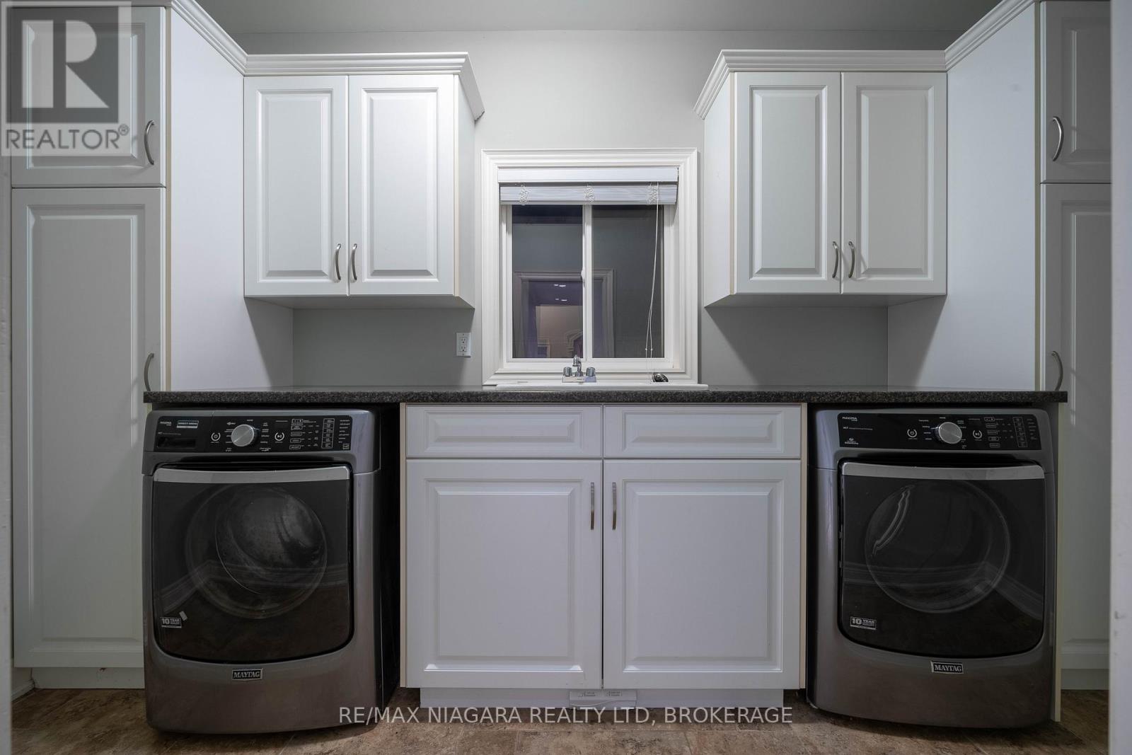 9128 Tapestry Court, Niagara Falls, Ontario  L2H 0E2 - Photo 9 - X12593508