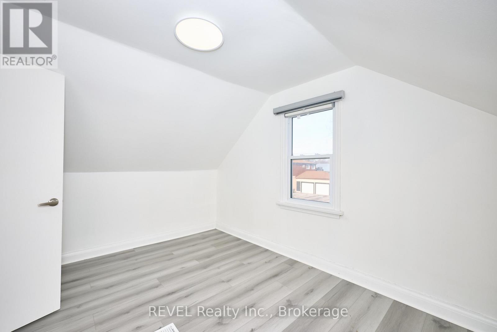 2 - 6172 William Street, Niagara Falls, Ontario  L2E 5S1 - Photo 13 - X12593530