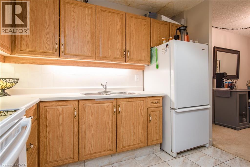 71 Vanier Drive Unit# 104, Kitchener, Ontario  N2C 1J4 - Photo 17 - 40791772