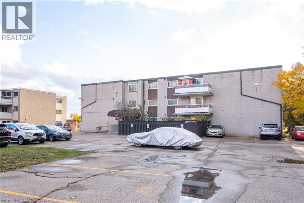 71 Vanier Drive Unit# 104, Kitchener, Ontario  N2C 1J4 - Photo 2 - 40791772