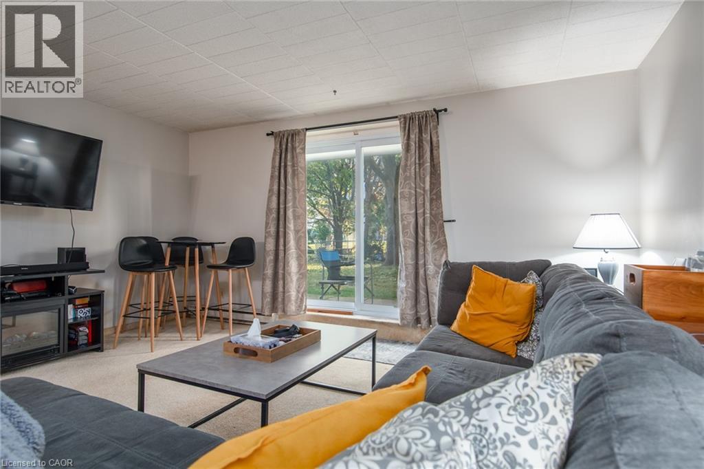 71 Vanier Drive Unit# 104, Kitchener, Ontario  N2C 1J4 - Photo 9 - 40791772