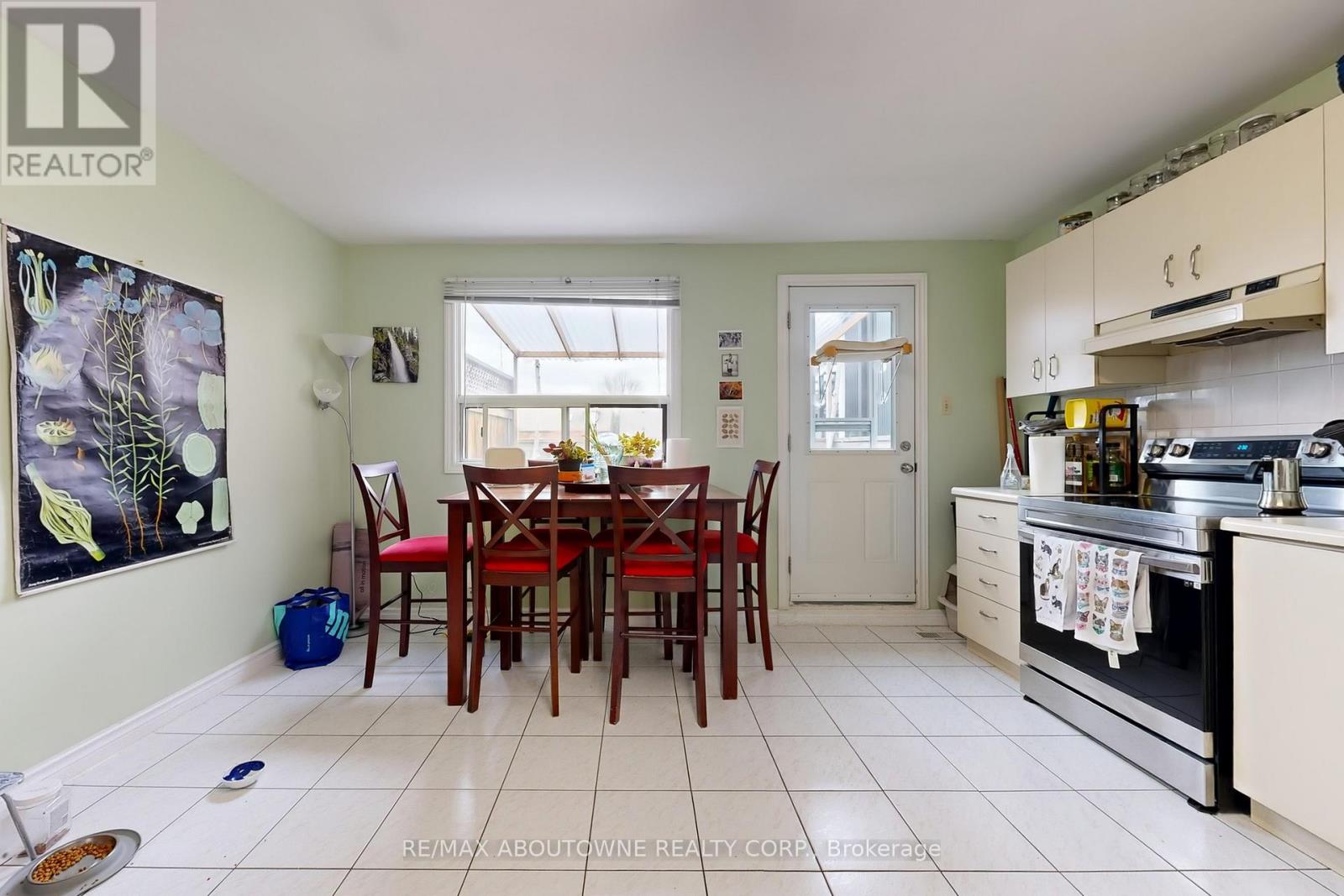 515 Ossington Avenue, Toronto, Ontario  M6G 3T3 - Photo 22 - C12593278