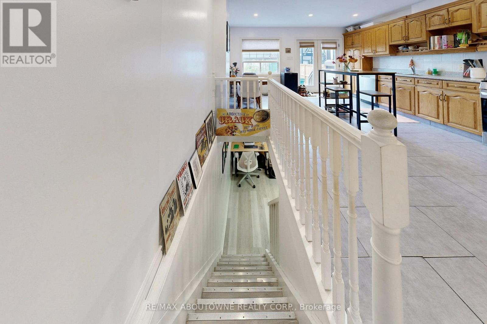 515 Ossington Avenue, Toronto, Ontario  M6G 3T3 - Photo 31 - C12593278