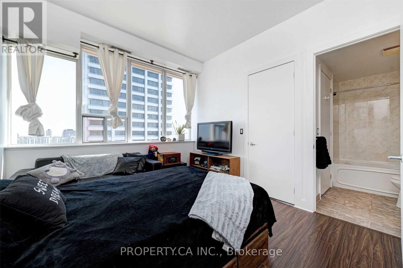 Lph01 - 797 Don Mills Road, Toronto, Ontario  M3C 1V1 - Photo 13 - C12593302