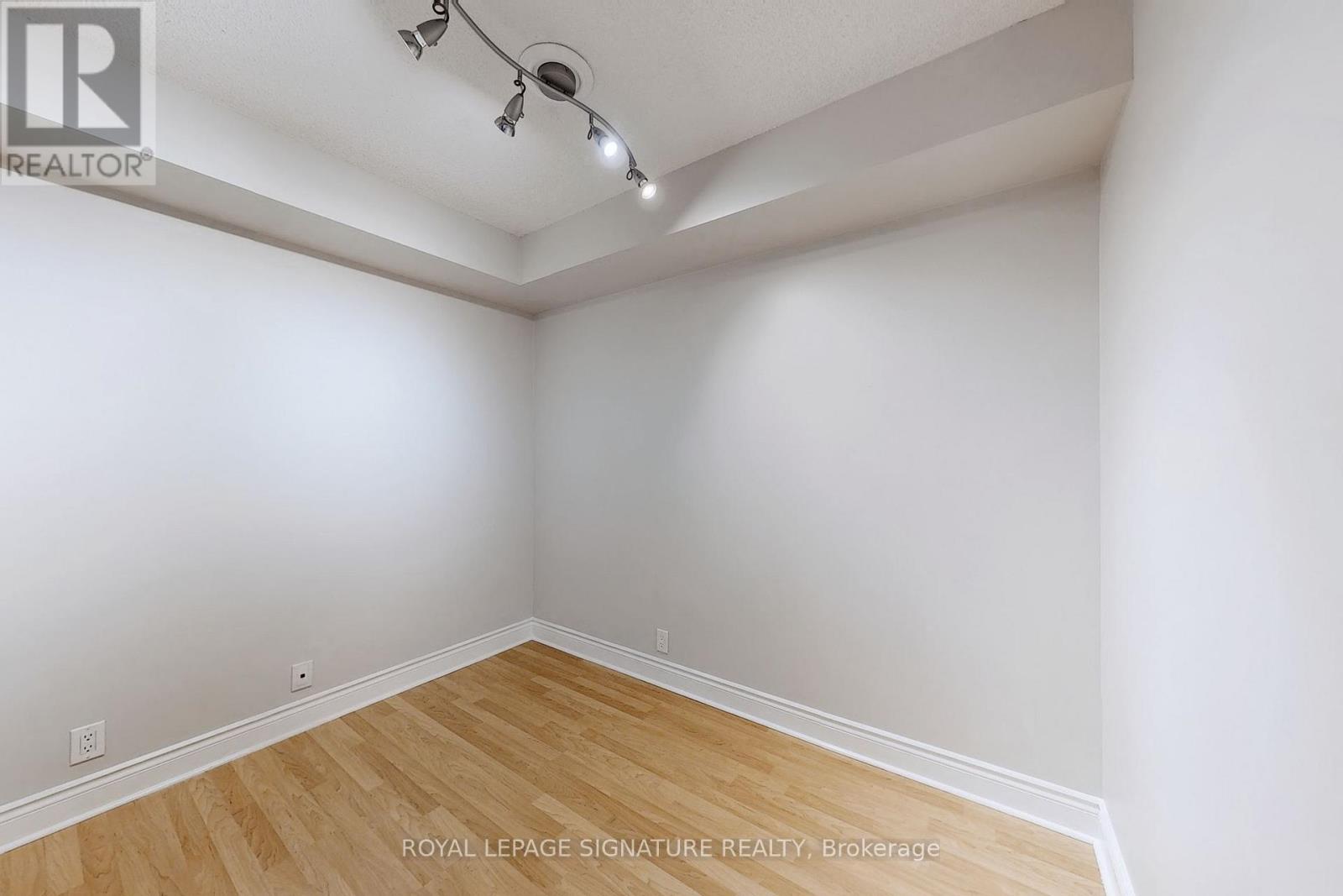 521 - 80 Harrison Garden Boulevard, Toronto, Ontario  M2N 7E3 - Photo 22 - C12593414