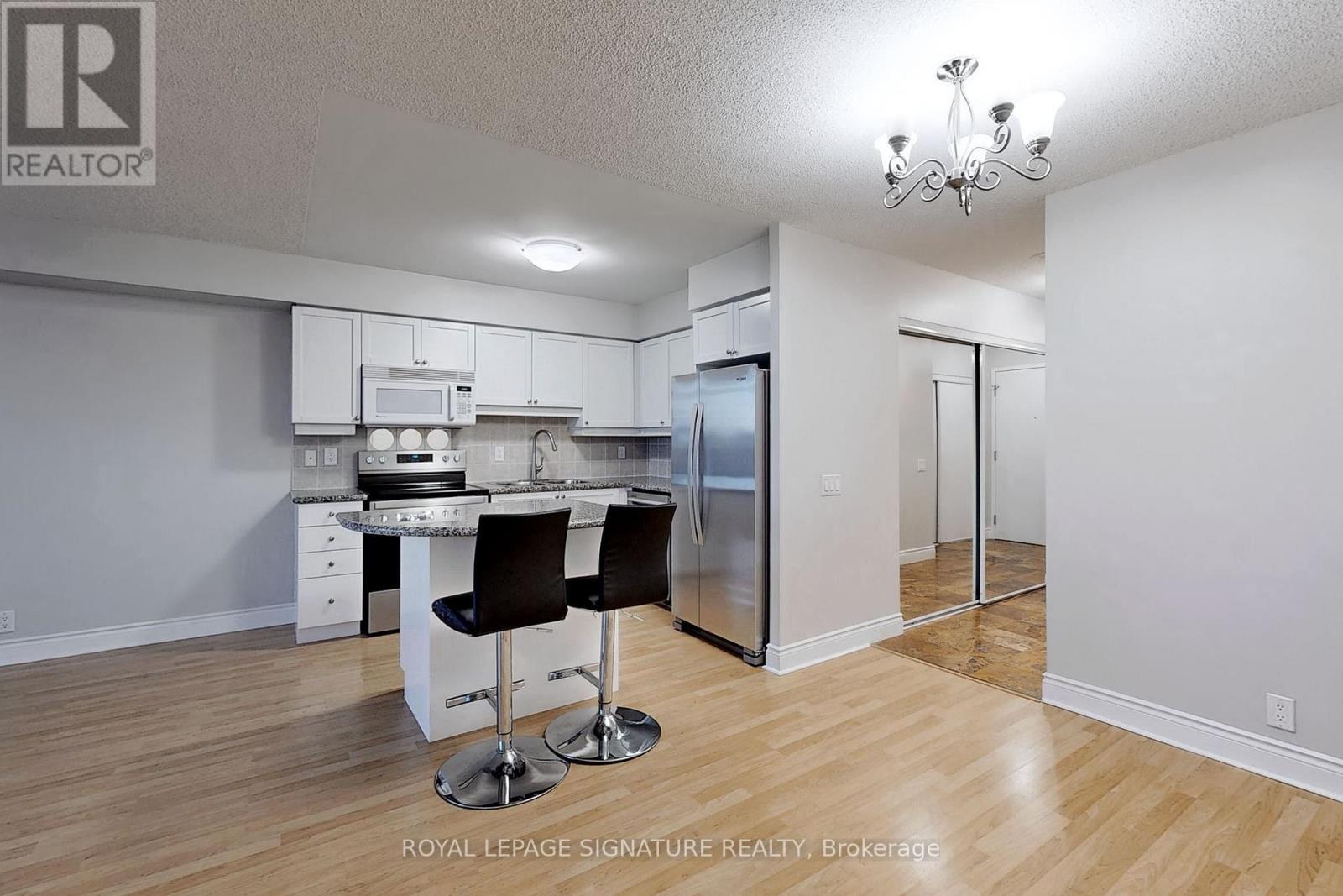 521 - 80 Harrison Garden Boulevard, Toronto, Ontario  M2N 7E3 - Photo 5 - C12593414