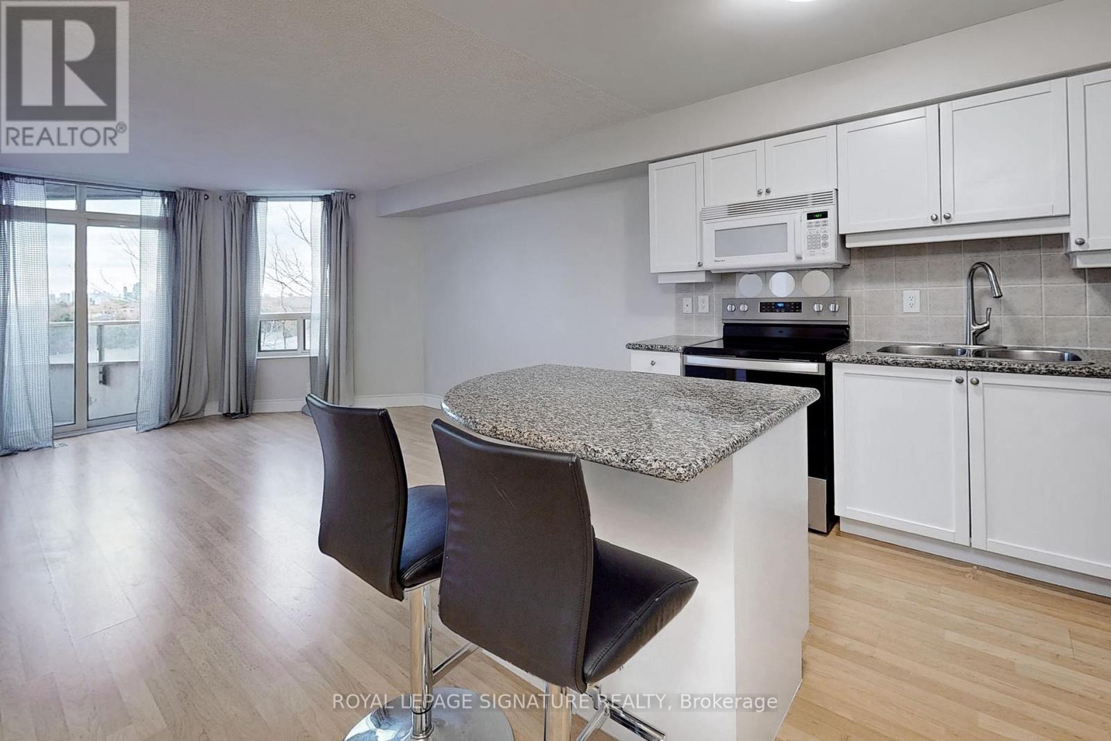 521 - 80 Harrison Garden Boulevard, Toronto, Ontario  M2N 7E3 - Photo 8 - C12593414