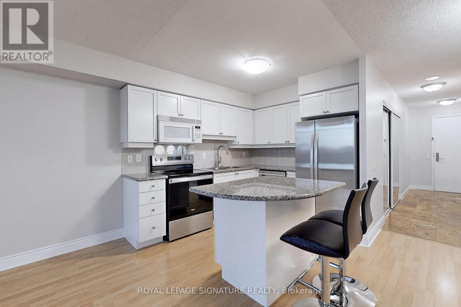 521 - 80 Harrison Garden Boulevard, Toronto, Ontario  M2N 7E3 - Photo 9 - C12593414